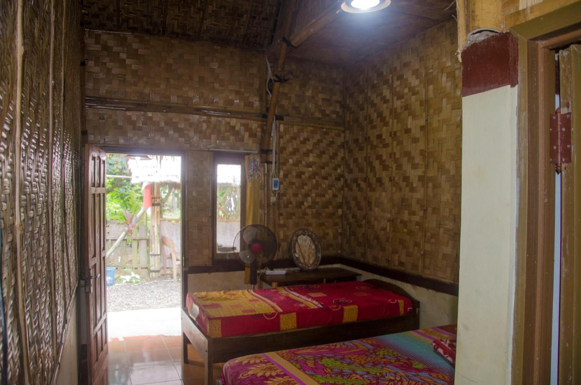 Red Island Bungalows Pasanggaran Exterior foto