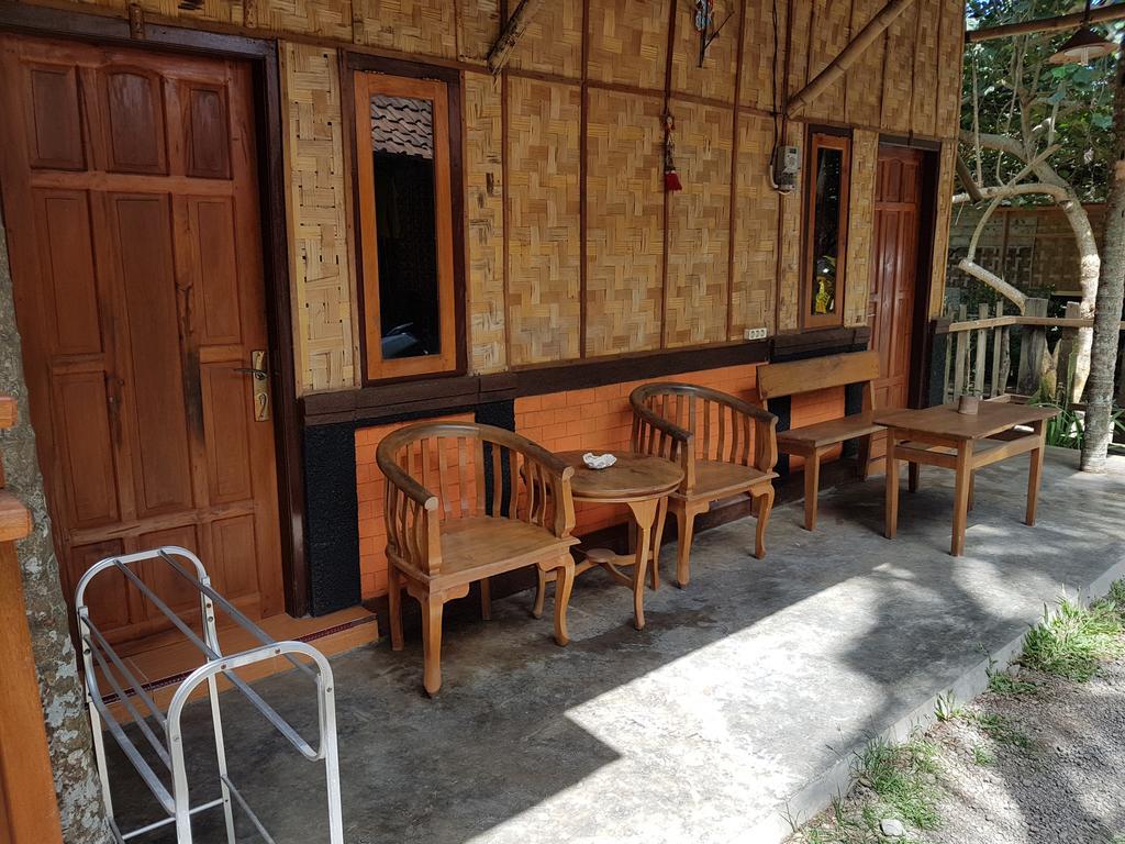 Red Island Bungalows Pasanggaran Exterior foto