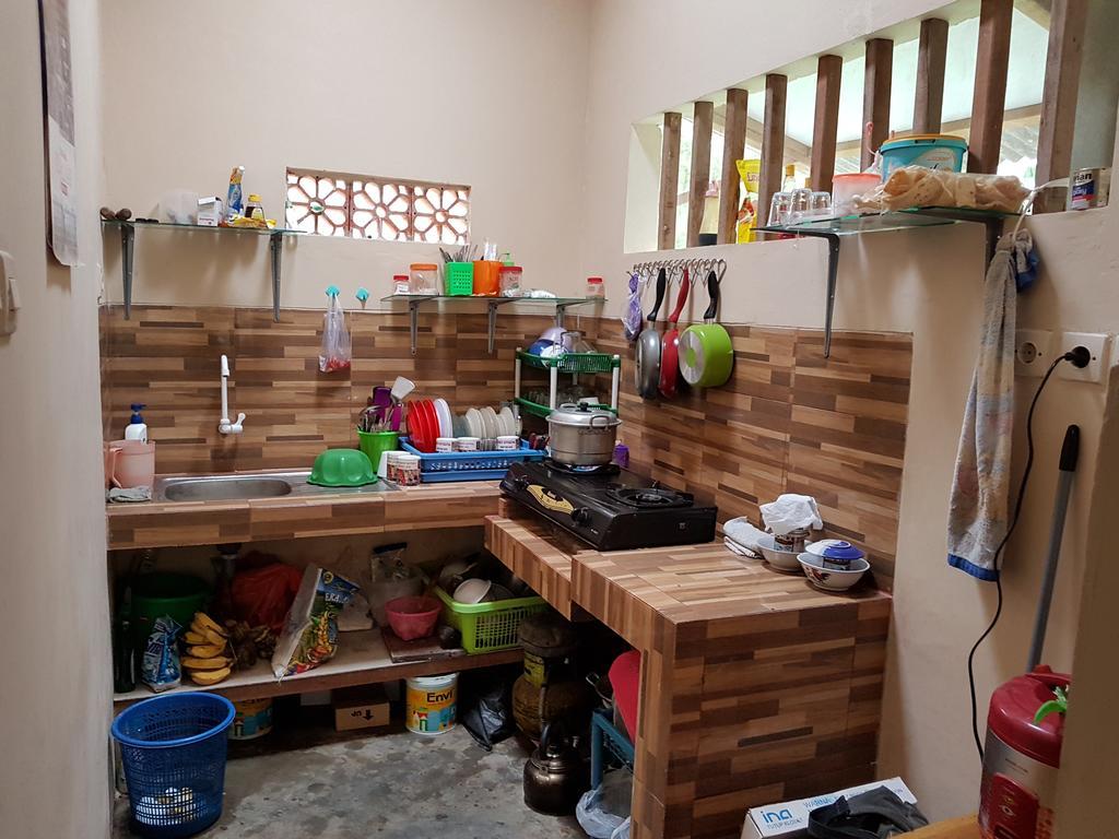 Red Island Bungalows Pasanggaran Exterior foto